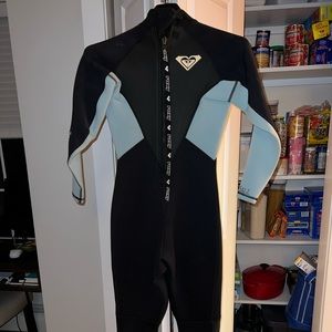 Roxy wetsuit